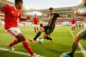 包含本菲卡迎意甲关键赛，转会期止住颓势，压力陡增，临场指挥获称赞的词条-九游会网址