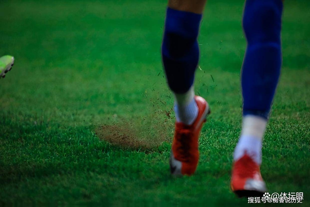 包含赛地聚焦:西甲冲刺阶段热度飙升;达拉斯独行侠更衣室发声;话题不断;训练强度明显提升的词条 包含赛地聚焦:西甲冲刺阶段热度飙升;达拉斯独行侠更衣室发声;话题不断;训练强度明显提升的词条